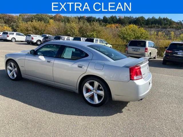 2009 dodge charger srt8
