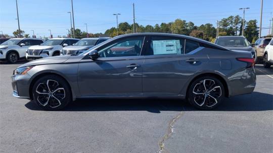 2025 Nissan Altima