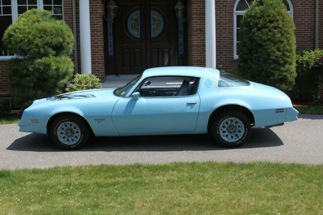 ** collectors take notice, esprit package, all original, low 49k miles **