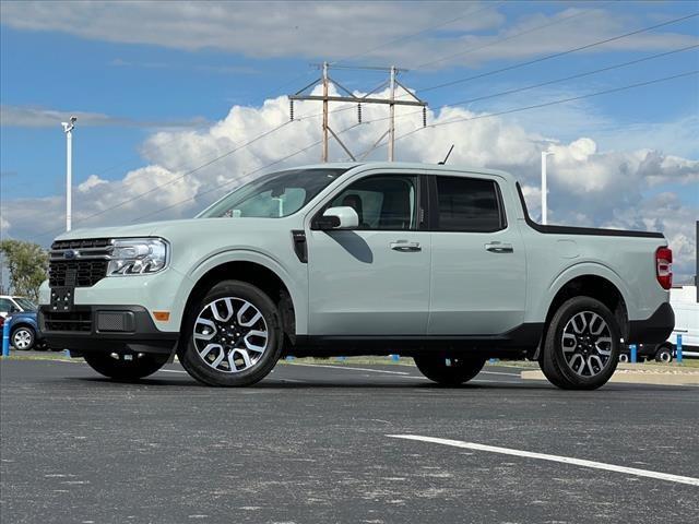 2023 ford maverick lariat