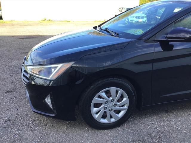 2020 hyundai elantra se