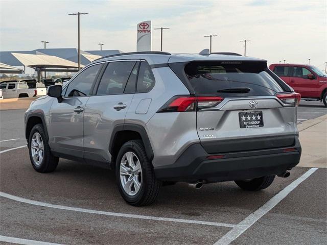 2021 toyota rav4 xle