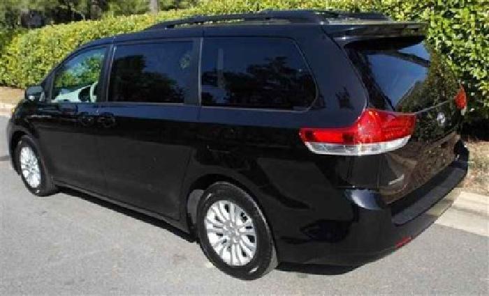2013 toyota sienna xle in richmond, va