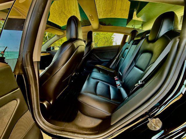2019 tesla model 3 mid range