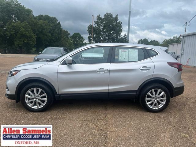 2022 nissan rogue sport s