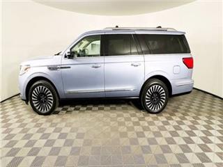 2020 Lincoln Navigator black label