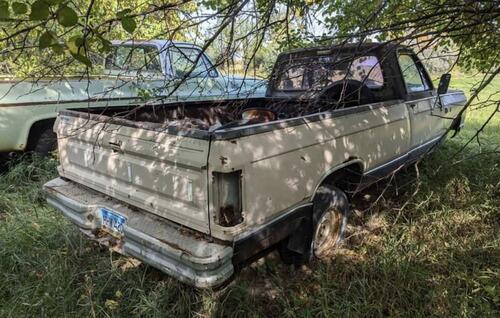 mid 80's dodge 150. 2 wheel drive, no title, doesn't run. $600