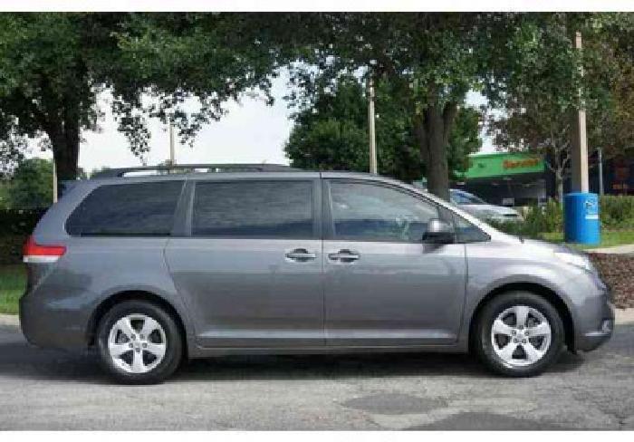 2011 toyota sienna le aas in longwood, fl