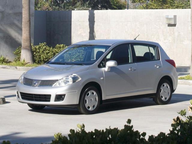 2012 nissan versa 1.8 sl