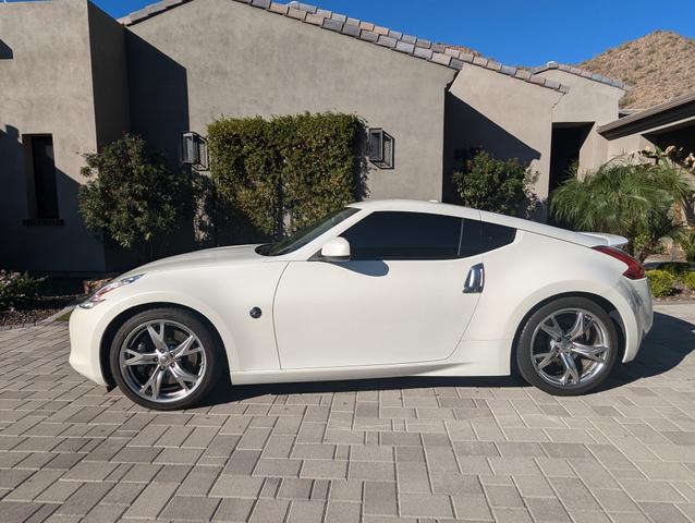 2012 nissan 370z touring