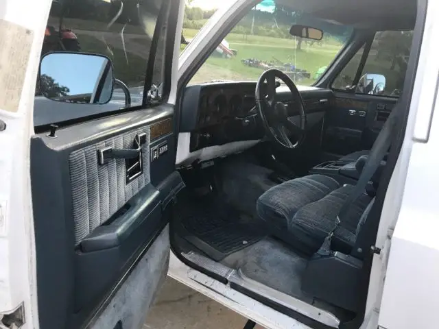 suburban 4x4 3/4 ton squarebody gmc sierra sle