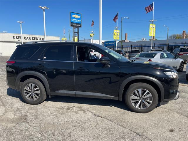 2023 nissan pathfinder sl 4wd