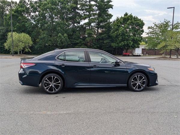2019 toyota camry in minneapolis, minnesota