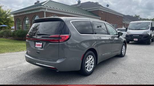 2024 Chrysler Pacifica