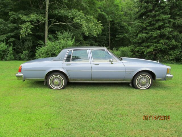 1984 olds delta 88 royale broughm sedan, must see