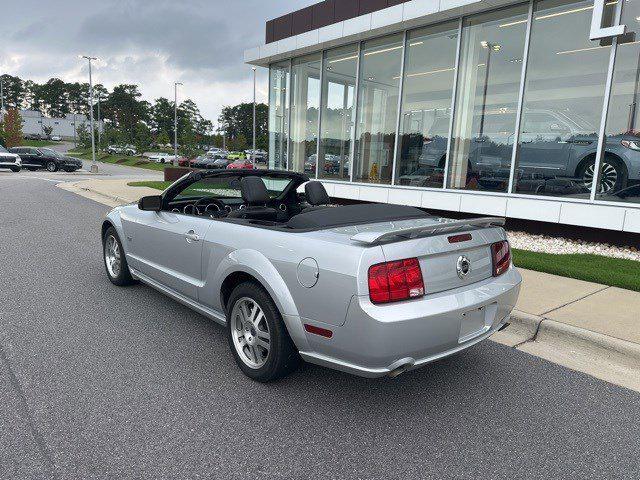2005 ford mustang gt premium