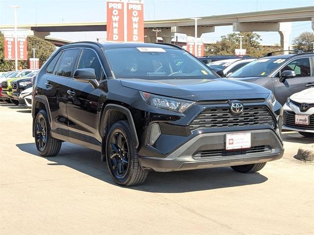2021 toyota rav4 le