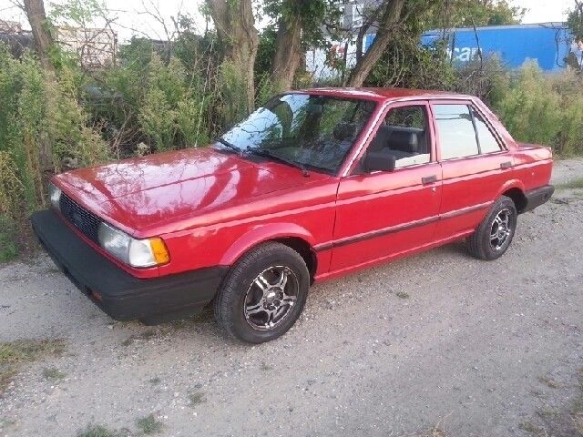 1989 nissan sentra 4dr sedan-19,000 mikles
