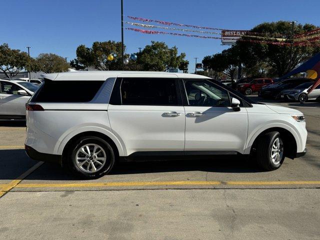 2023 kia carnival lx