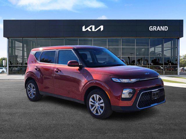 2022 kia soul lx