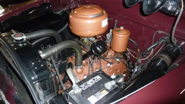1951 ford custom 2dr sedan