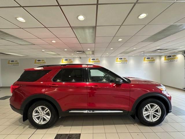 2022 ford explorer xlt
