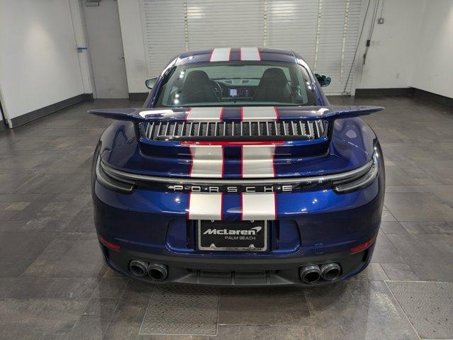 2021 porsche 911 carrera