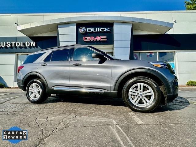 2022 ford explorer xlt