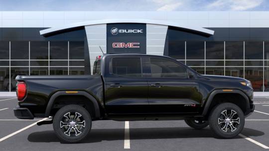 2024 GMC Canyon