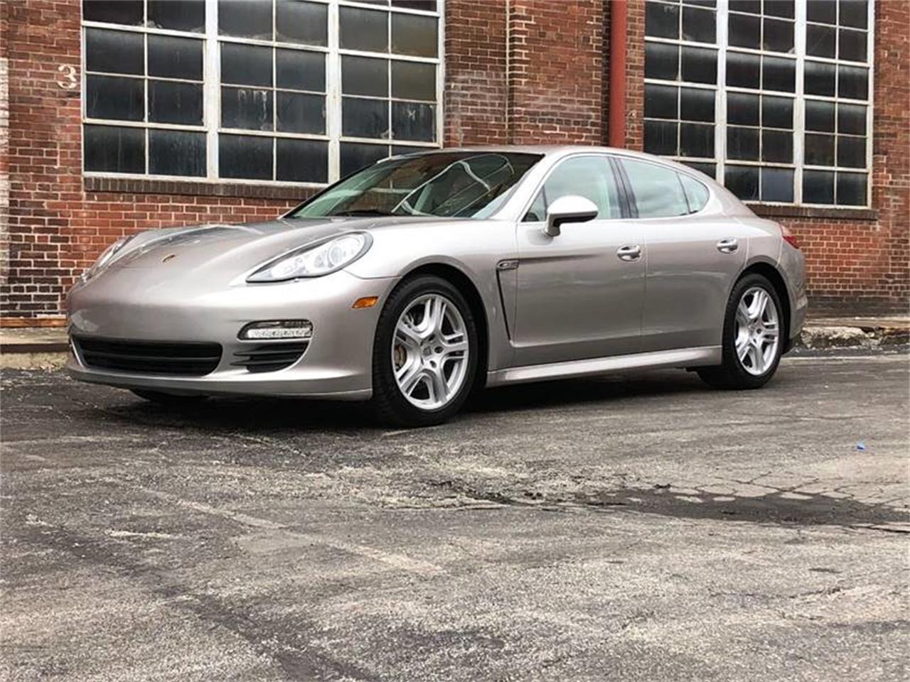 2010 porsche panamera