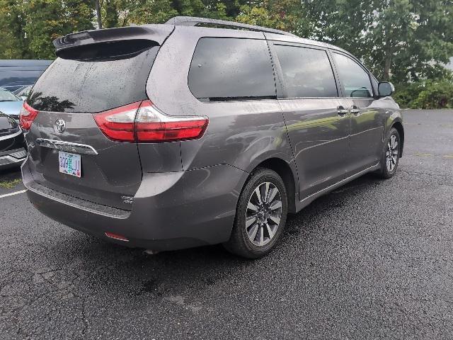 2019 toyota sienna limited premium