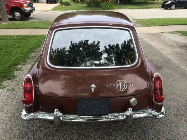 1967 mgb gt
