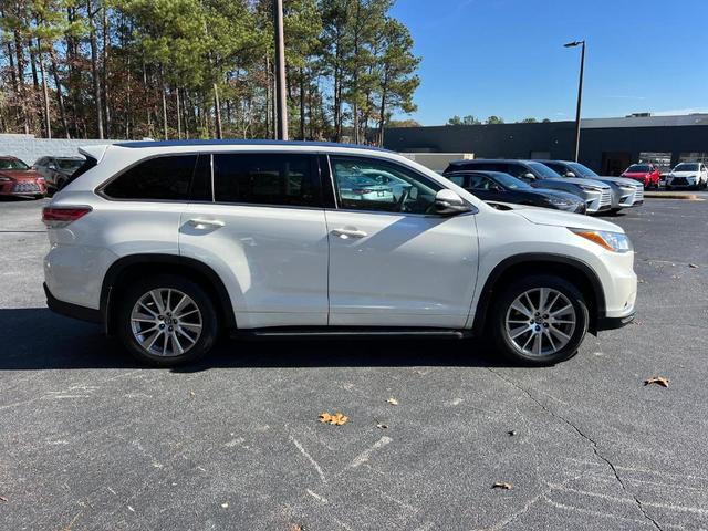 2016 toyota highlander limited