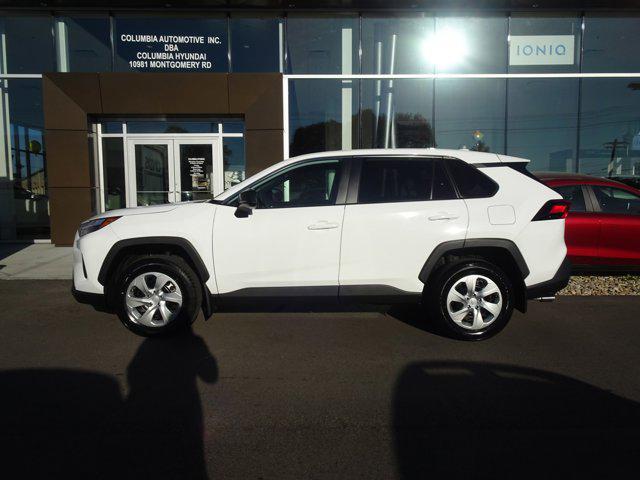 2023 toyota rav4 le
