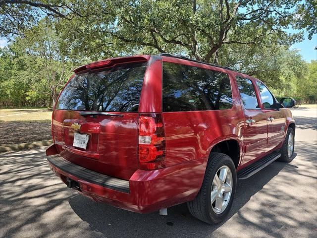 2013 chevrolet suburban 1500 lt
