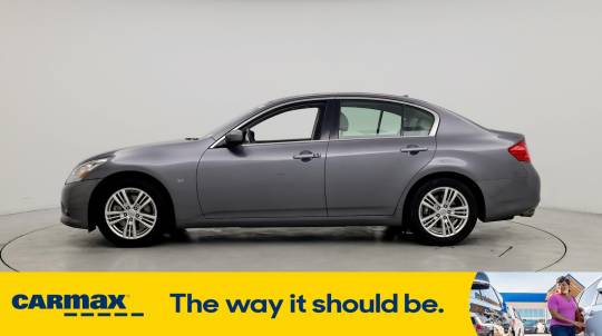 2015 Infiniti Q40