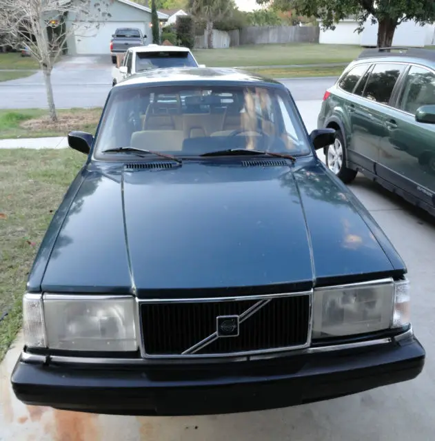 1992 volvo 240 station wagon teal good running and driving car