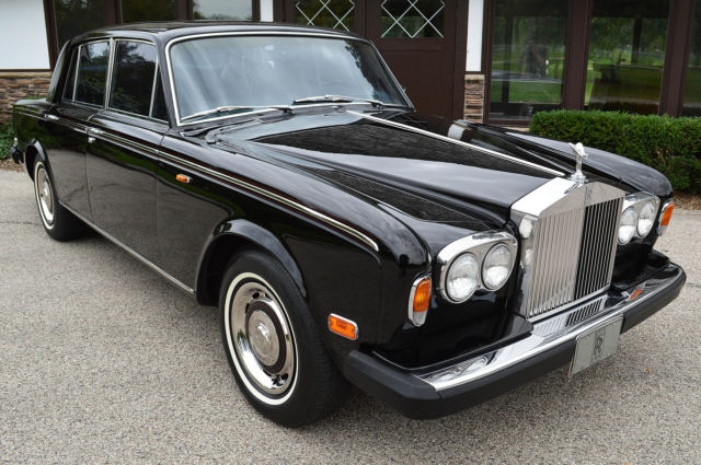 original, clean, immaculate & fully serviced in sought after colour combination