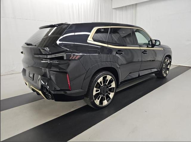 2023 bmw xm base