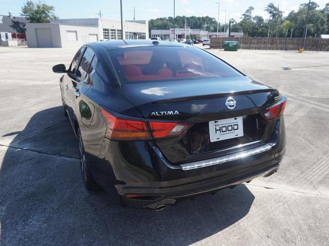 2021 nissan altima 2.5 sv