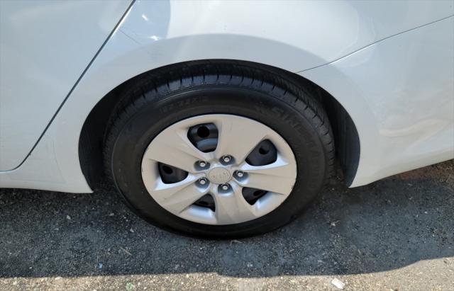 2017 kia forte lx