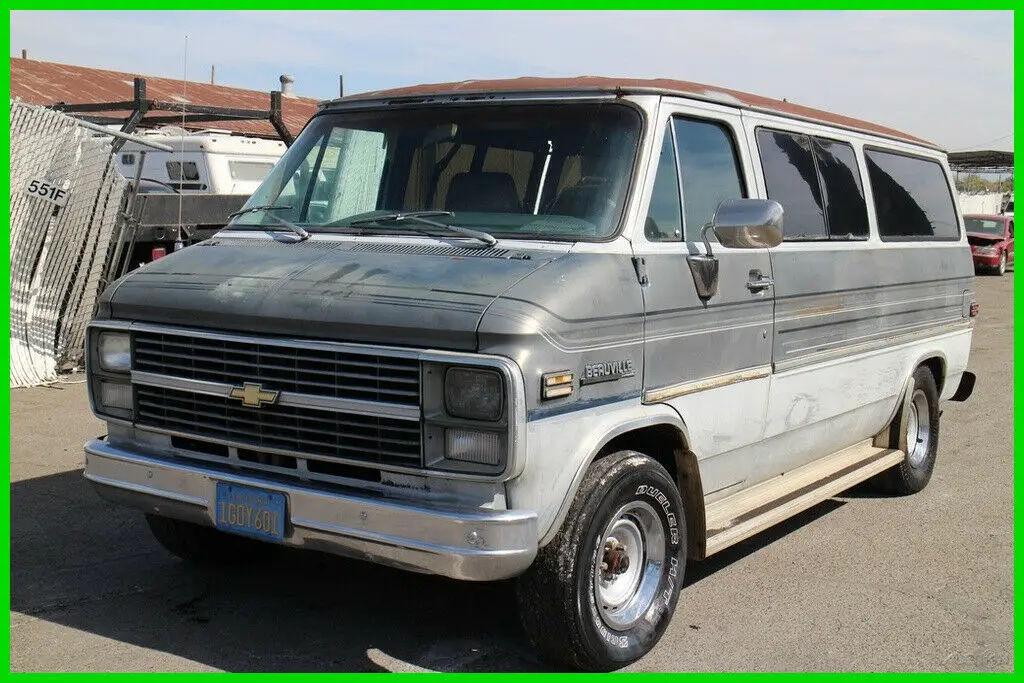 1983 chevrolet g20 sports van automatic 8 cylinder diesel fuel no reserve