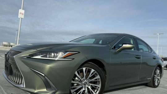 2020 Lexus ES
