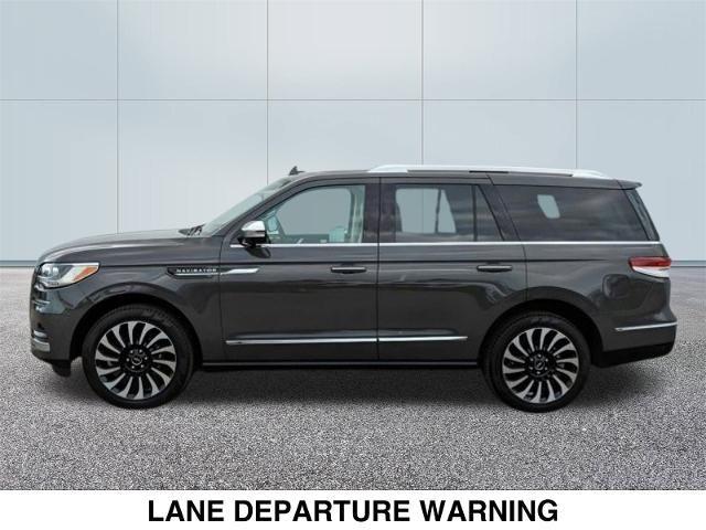 2022 lincoln navigator