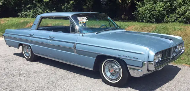 1962 oldsmobile super 88 holiday sedan