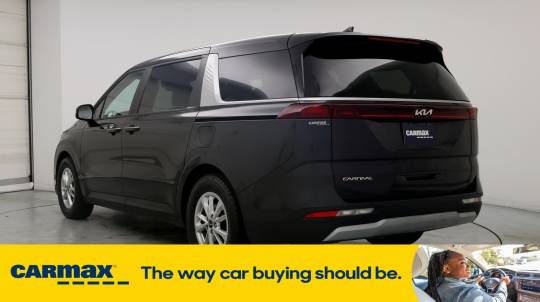 2023 Kia Carnival