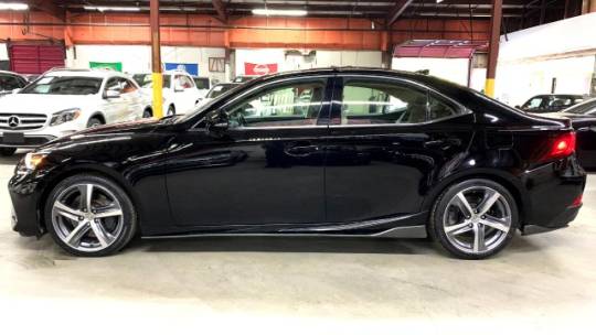 2018 lexus is 300 base