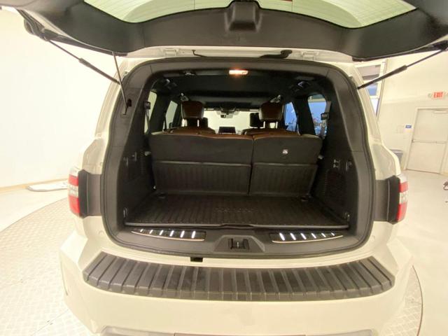 2023 nissan armada platinum