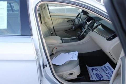 2014 ford taurus 4 door sedan for sale in fargo, north dakota