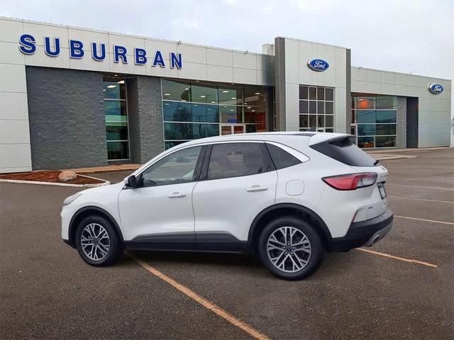 2022 ford escape sel